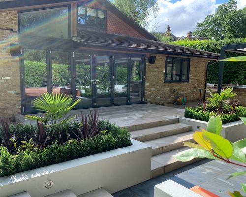 landscape gardener